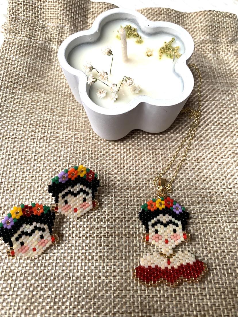 Cadena frida y aretes