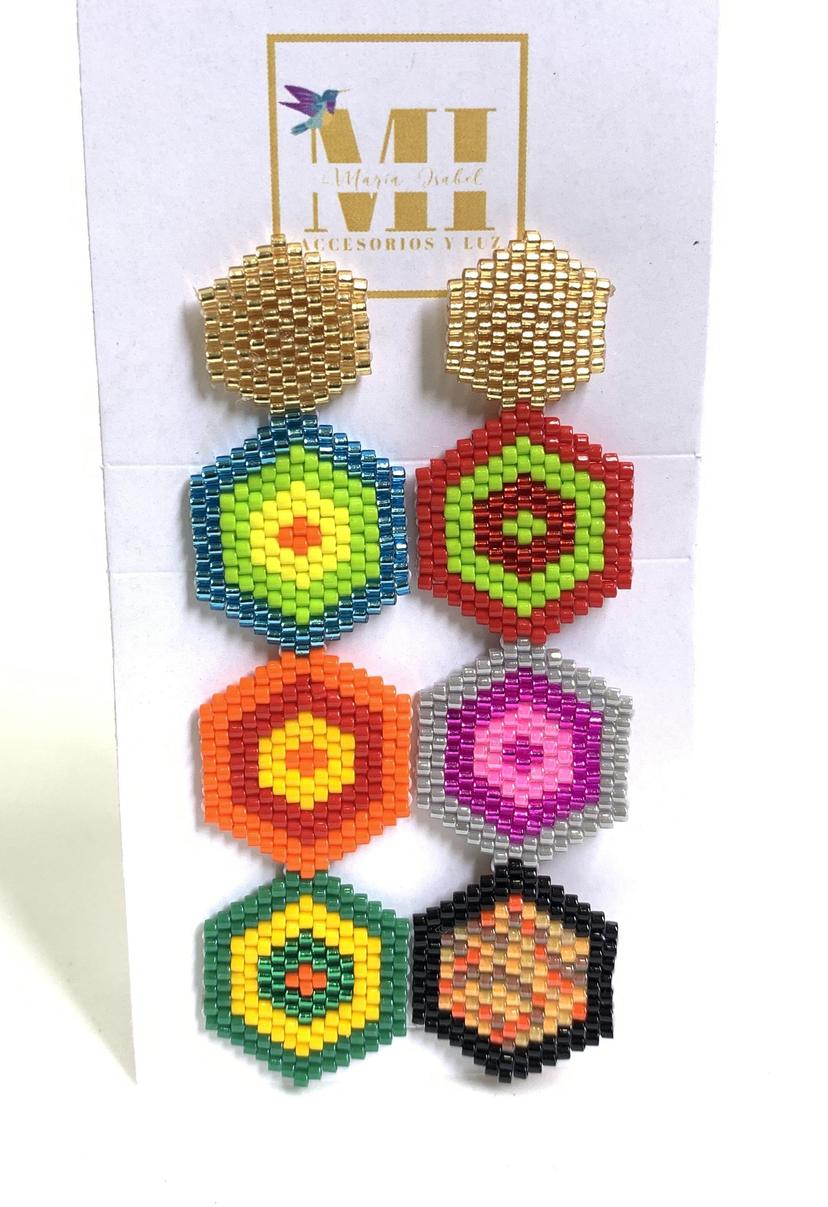 Aretes de colores