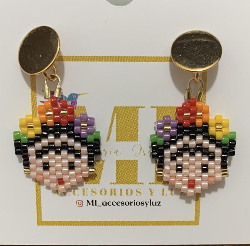 Aretas pequeas frida