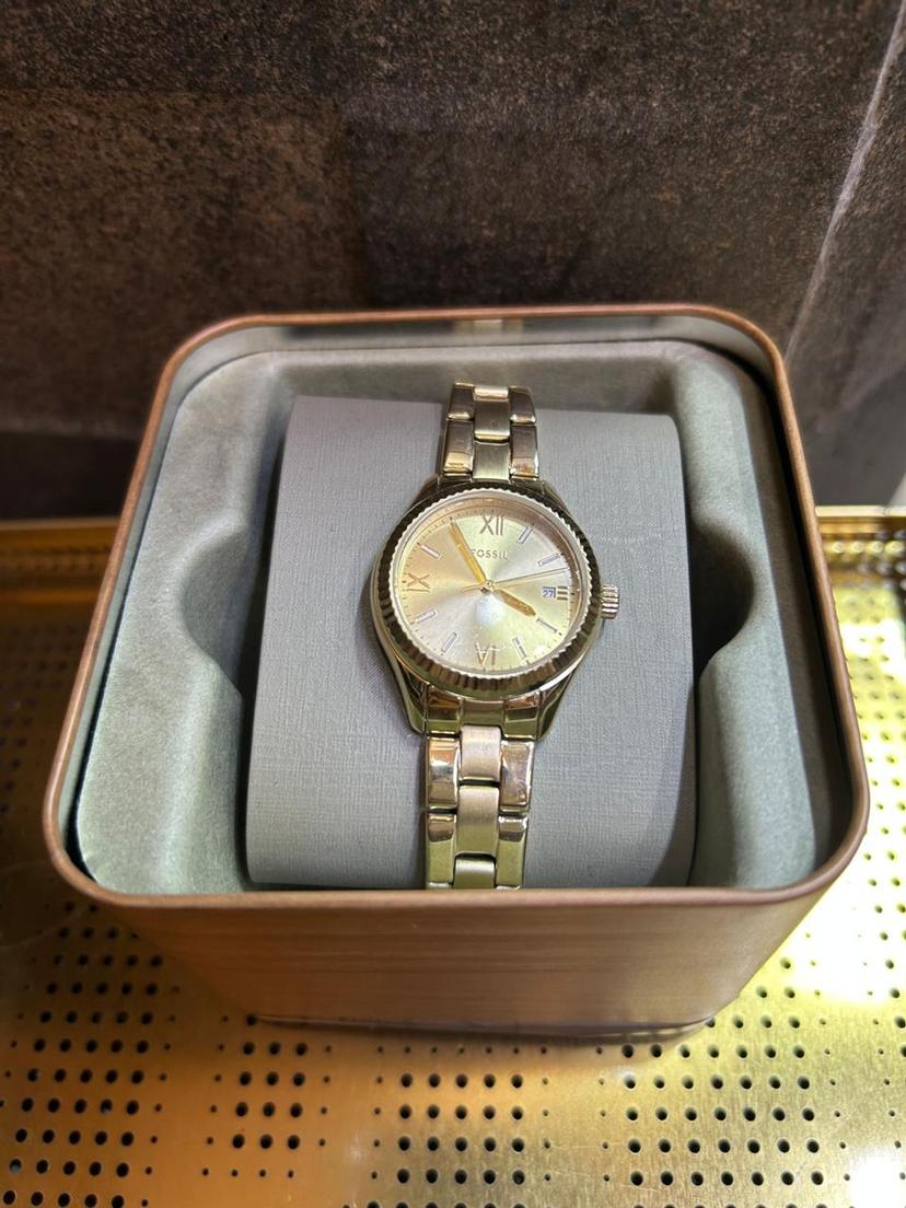 Reloj de tres agujas Fossil