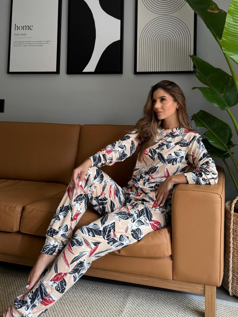 Conjunto pantaln y camibuso